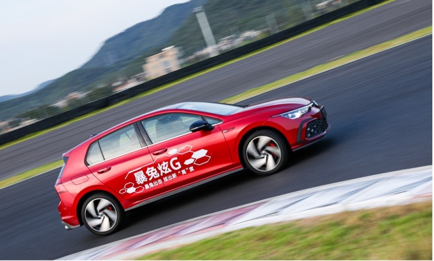 试驾：第8代高尔夫GTI,原厂声浪/悬挂阻尼可调，扮猪吃老虎才香?