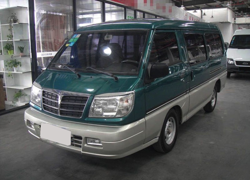 DELICA复活 侧滑门+最高9座布局 续航超过400km