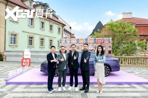 东风日产公布“油电同智”战略首车：天籁·鸿蒙座舱新车首发亮相