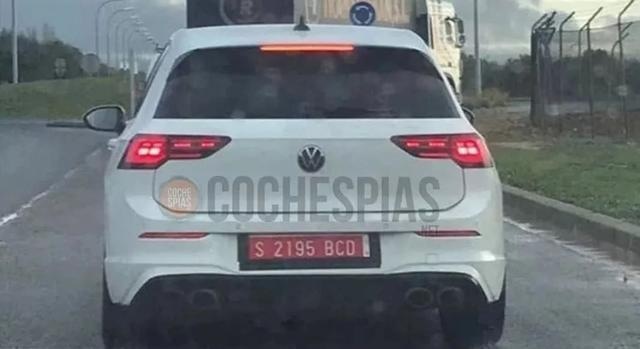 全新奔驰S级就长这样？