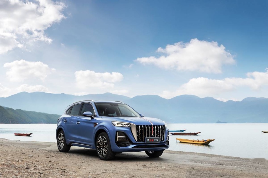 B级豪华SUV 售价18.38万元起 新红旗HS5长春马拉松上市