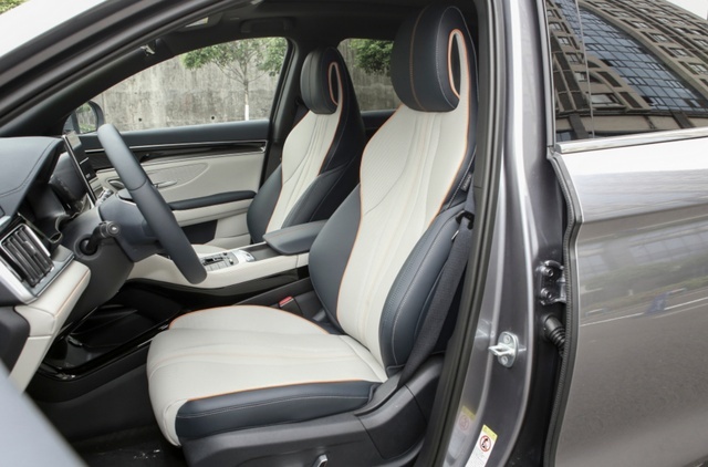 15万预算想买插混SUV？下面3款车型就值得考虑！