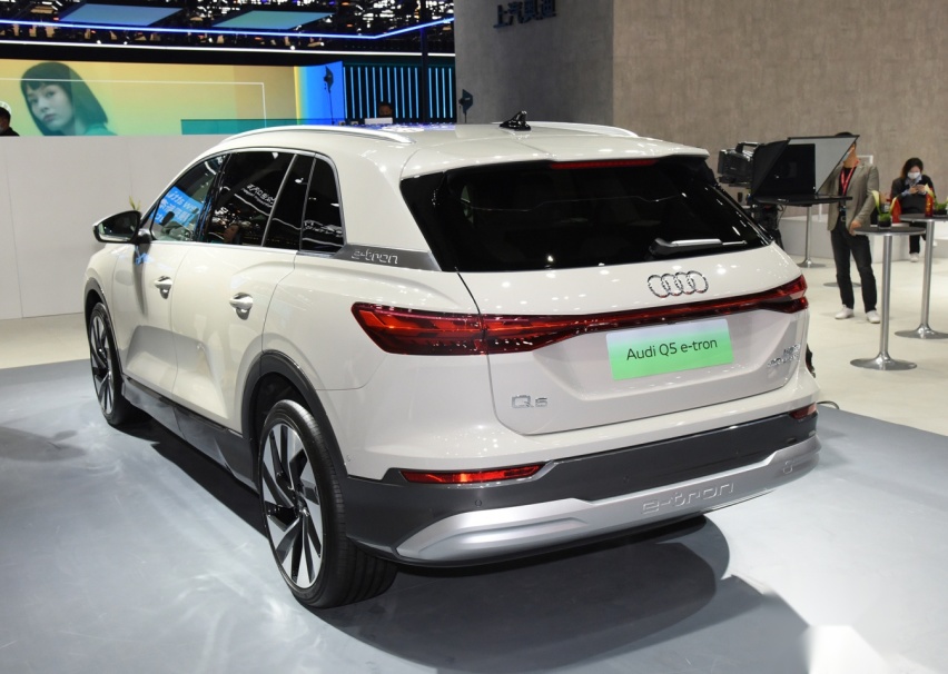 上汽奥迪Q5 e-tron广州车展首发！预售价40-52万，紧盯“蔚小理”