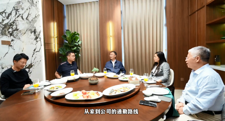 十几万的零跑C16对标几十万的车型，连专家都震惊了？