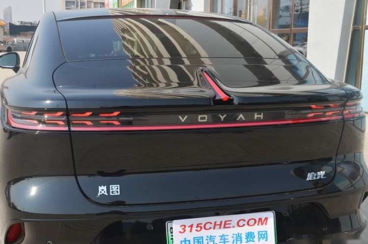 30万内除了极氪001还能选什么？这款精品混动轿车给出了答案！