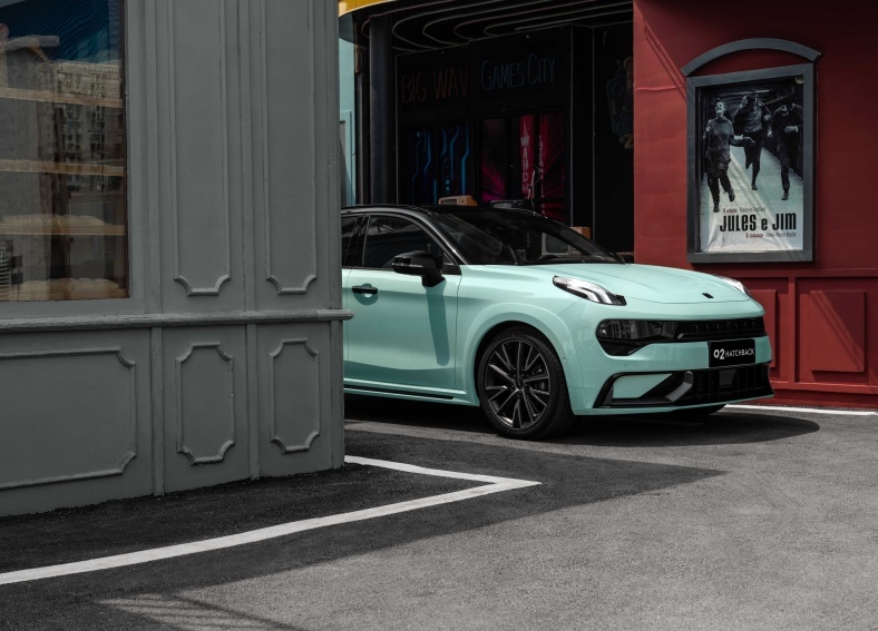 天生好玩玩出色，领克02 Hatchback夏季限定新发售