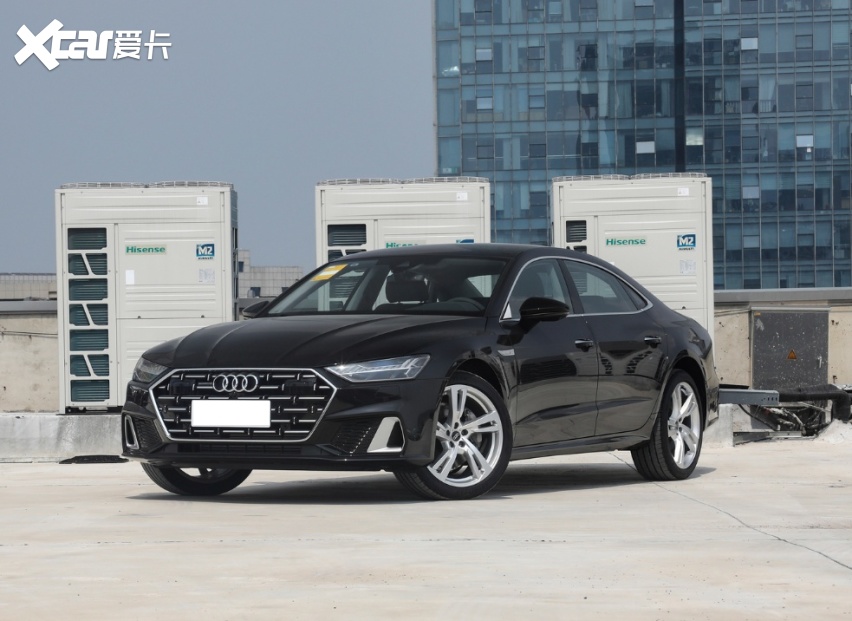 新款奥迪a7l来了,外观运动,配置升级,你愿选它还是a6l?