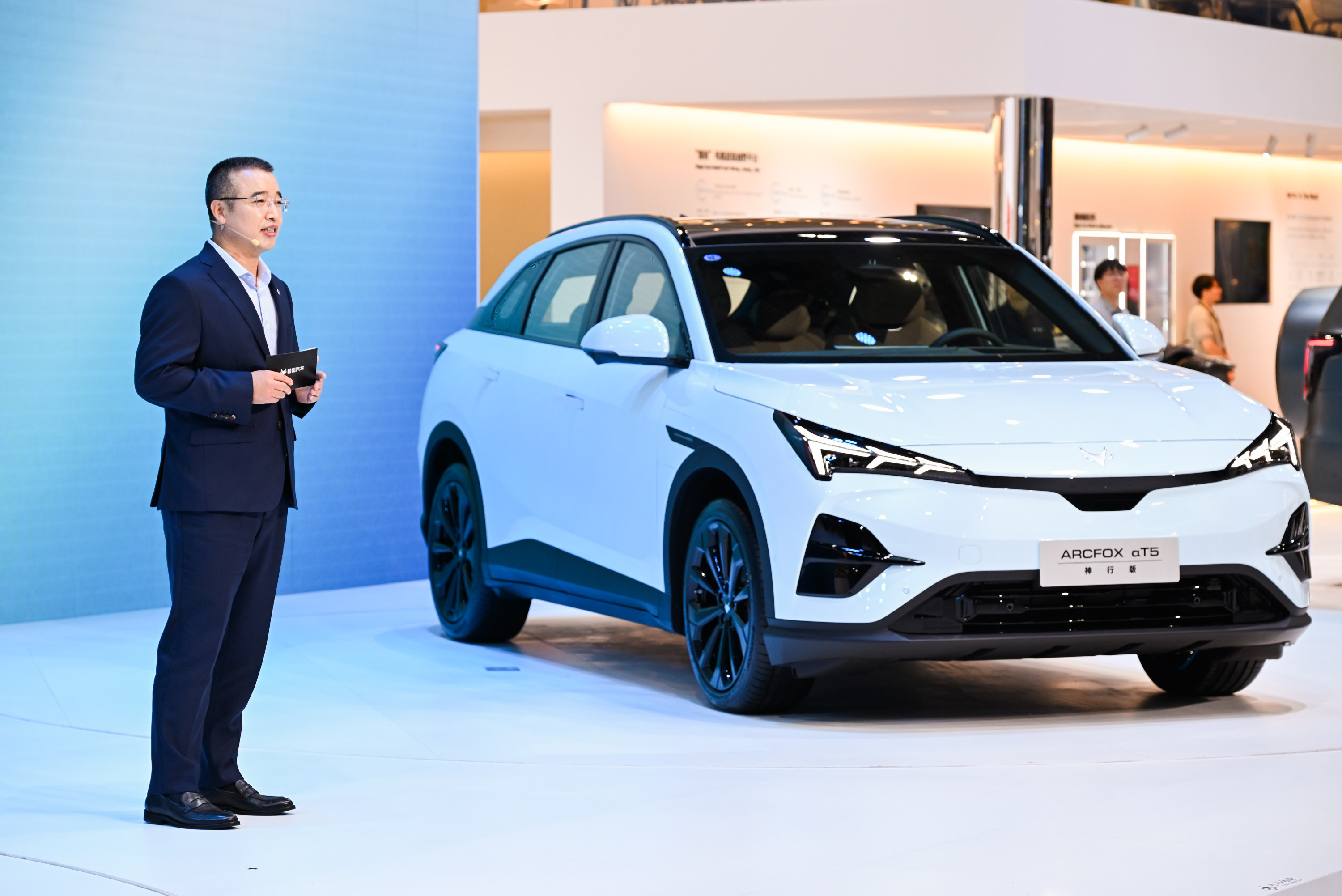 �K���ۃr(ji��)16.18�f(w��n)Ԫ �O���¿����T5 ���а���ʽ����