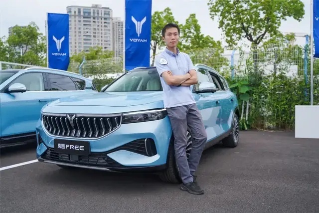 增程纯电两手抓，岚图FREE怎么走出一条新的道路？
