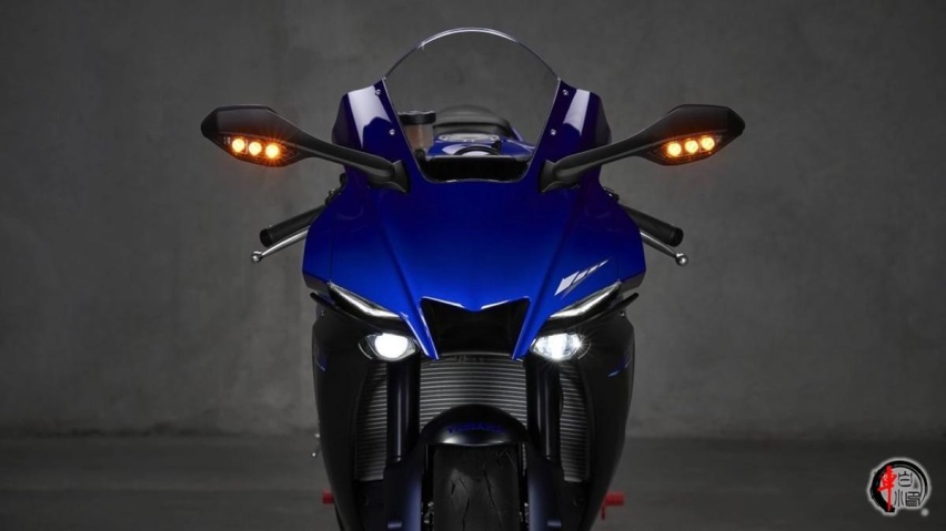 资讯|22.98万元起雅马哈YZF-R1:200马力极速狂飙,公路骑士