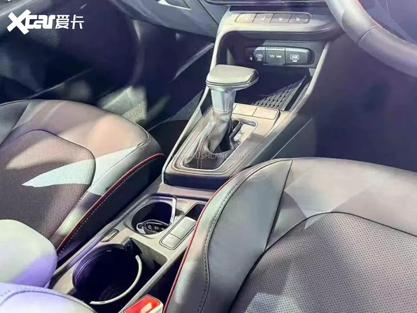 网约车新宠，现代全新瑞纳发布，仿佛小鹏附体