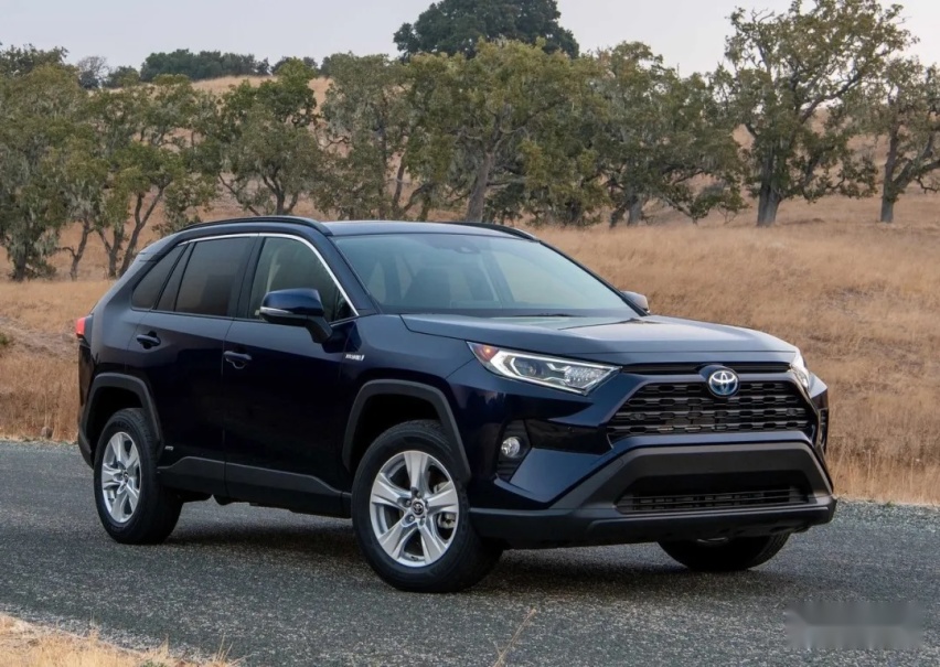 来自宝岛台湾的黑武士丰田RAV4，硬汉造型玩姿态你们爱不爱？