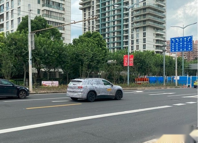大众ID.6国内路试谍照曝光，高度还原概念车