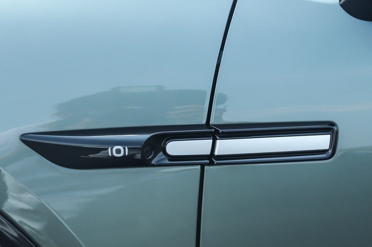 全景智慧可变SUV 长安启源E07售19.99万起