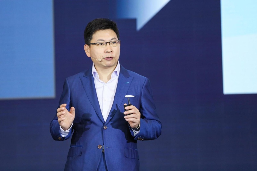 余承东发邀请，对象赛力斯、奇瑞、江淮、北汽，还有一汽