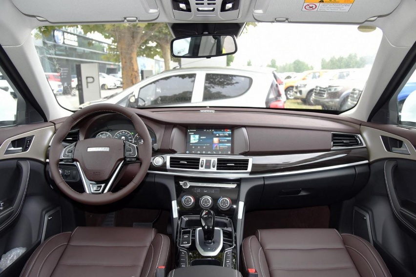起售不到15万的中型SUV！新款哈弗H7值不值得买？