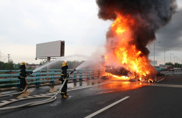 被央视报道，还荣获001号安全证书，这车还未上市就先火了
