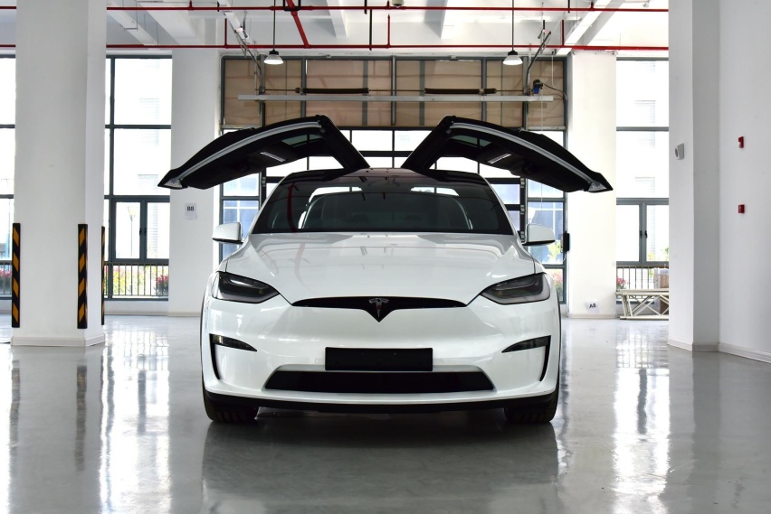 2.6秒破百 特斯拉Model X Plaid将于广州车展公布售价