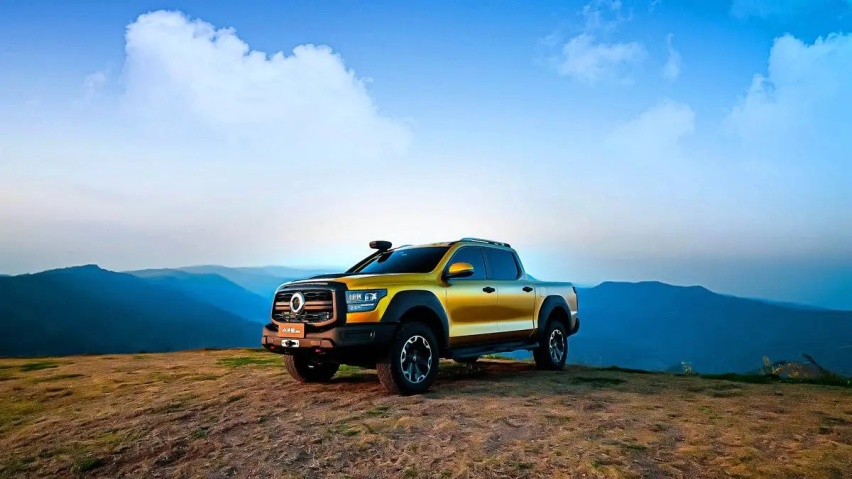 3.0T V6顶级动力+百万级越野装备 深度试驾户外之王山海炮性能版
