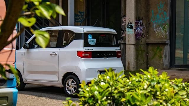 2.98万元起的国产Kcar五菱宏光MINI EV，i了i了
