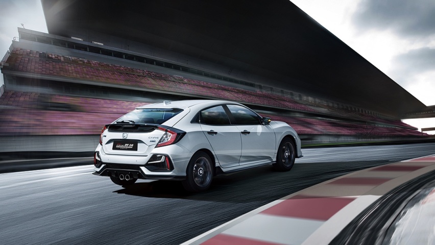 万众期待最强两厢，试驾本田思域Hatchback