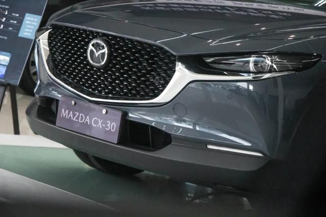实拍Mazda CX-30：15万级“最美”SUV正式登场
