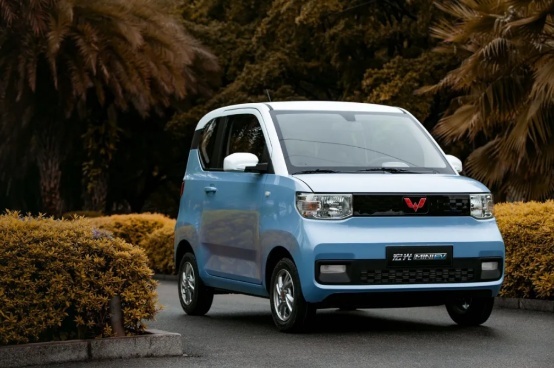 外观惊艳！五菱“小神车”宏光 MINI EV 实拍图曝光