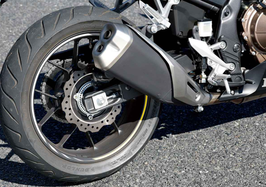 本田中小排量入门仿赛机车，2023款CBR400R详解，实用升级有诚意
