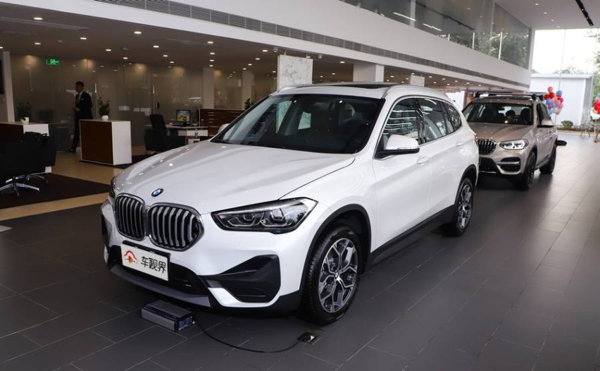 30万最合适的三款紧凑型豪华SUV，颜值高、空间大，你知道吗