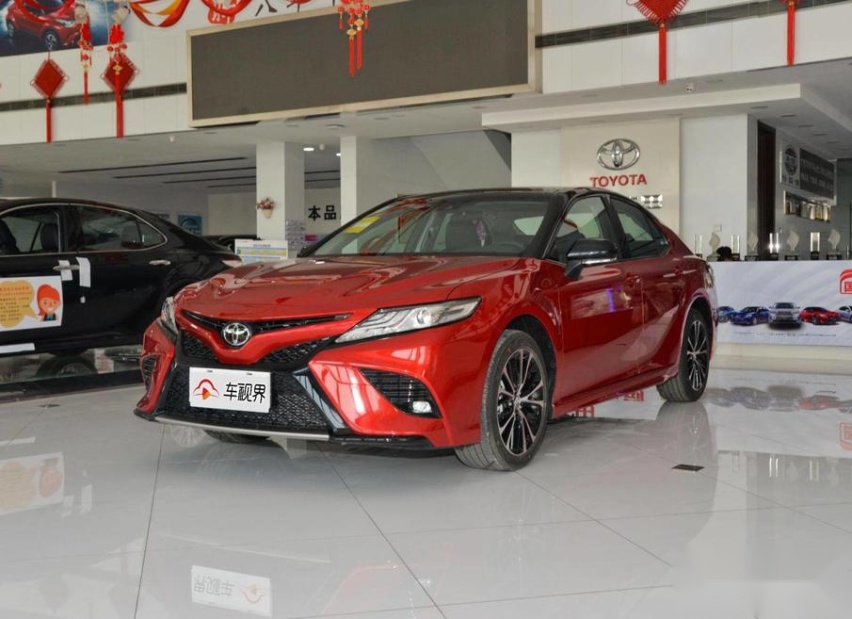 配置升级/新增棕色内饰 新款凯美瑞售17.98-27.98万