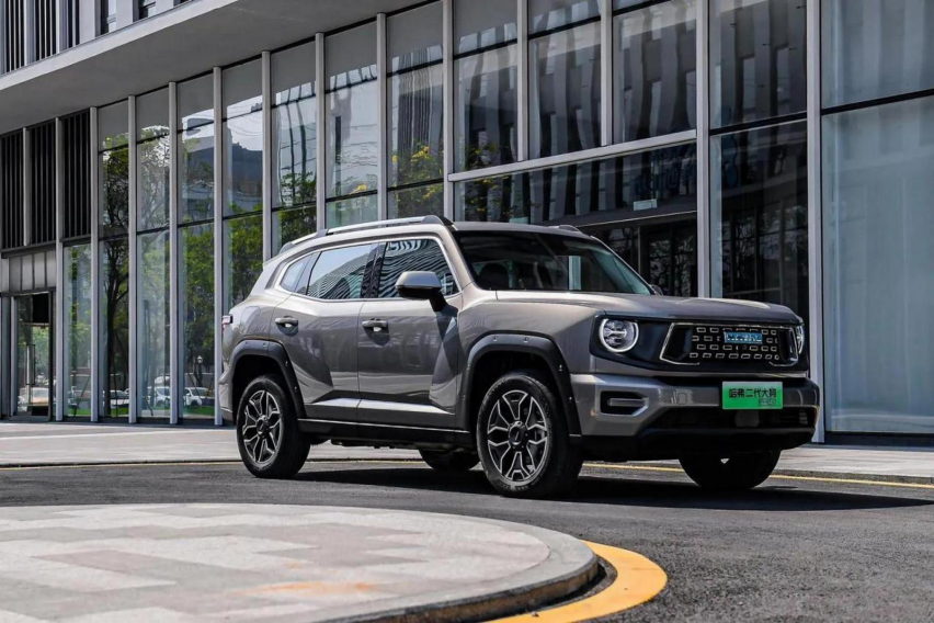 “城市SUV”+“插电混动”+“轻越野”=哈弗二代大狗？