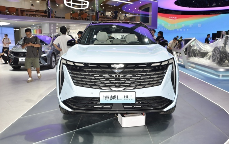 2022成都车展 吉利博越L实拍解读 有望9月上市 提供油电混动版