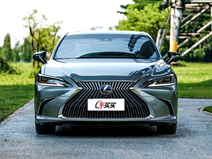 40万预算选豪华品牌 捷尼赛思G80 VS雷克萨斯ES！