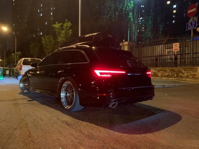 顾家奶爸打造的黑武士旅行车，奥迪A4 Allroad驾到