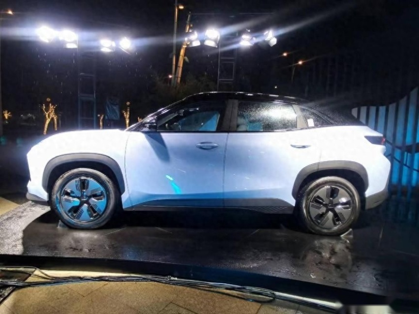 舒享家上新6款车,价格亲民12.99万起,全铝车身质量不输豪华品牌