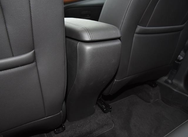试驾测评：百年品牌的首款紧凑型SUV，迟来的总是最好的？