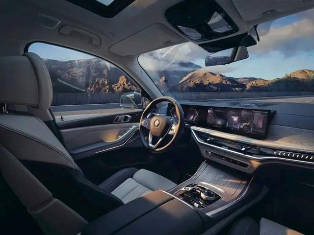 “新”驰神往，新BMW X7 磅礴上市