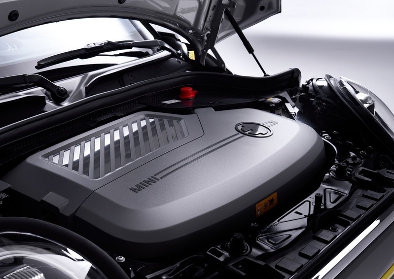 MINI Cooper SE发布在美售价，补贴后1.79万美