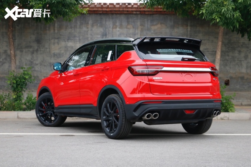 年轻个性"小钢炮" 实拍吉利缤越pro battle版