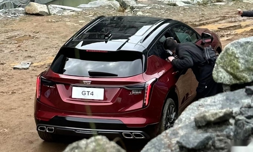 凯迪拉克GT4无伪实车曝光 时尚轿跑式设计/造型更加动感