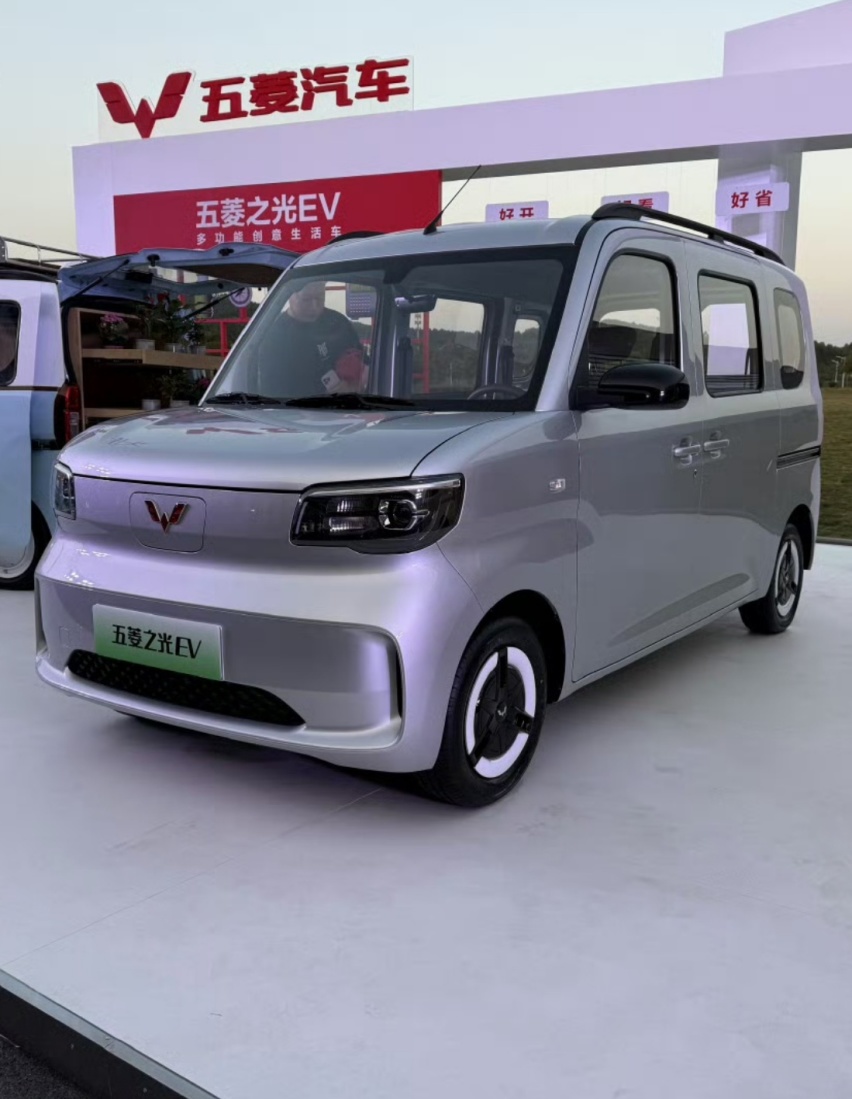 中国版“K-Car”！五菱之光EV实车现身，长超3米6+侧滑门