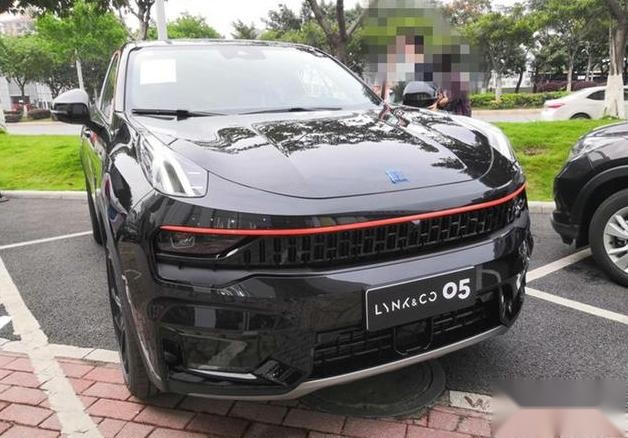 盘点三款国产轿跑SUV，配备2.0T+8AT，外观个性还运动