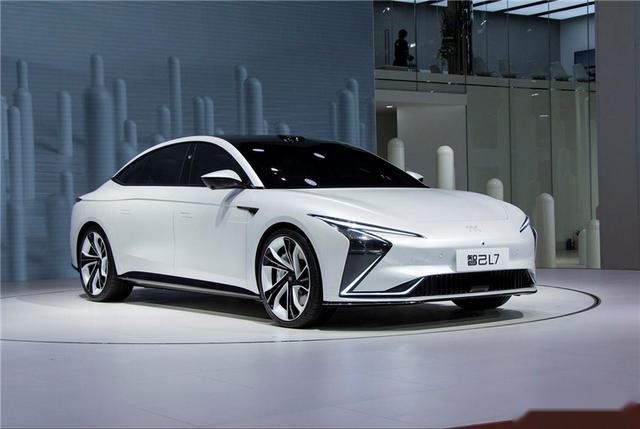 UNI-V、坦克500上市，3月重磅新车太多，重点推荐这几款