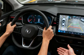 新手停车总剐蹭？2025 年这几招太实用，看完就能会