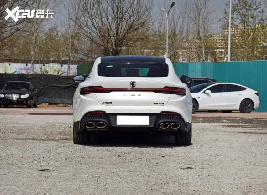 年轻人不用痴迷奥迪A7，名爵新车长近4米9配四出排气，2.0T+9AT