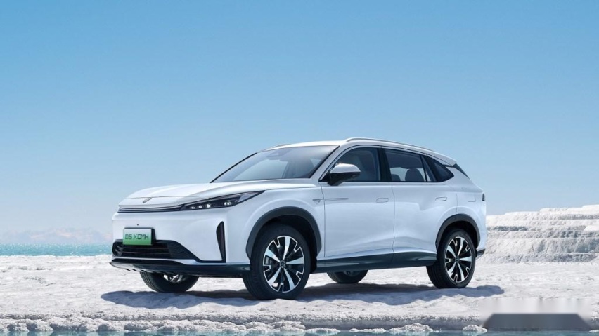 搭载1.5T DMH超级混动系统、真实综合续航超1621km,荣威D5X DMH上市