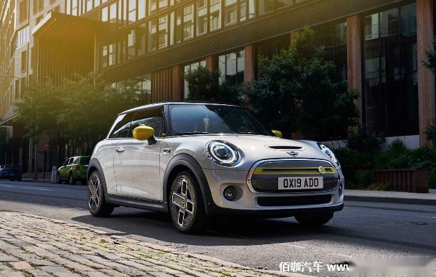 MINI Cooper SE.png