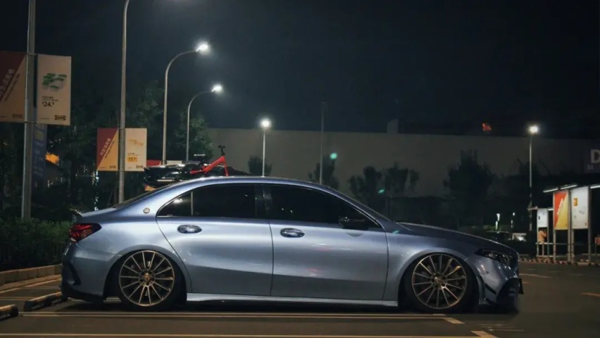 争议最大的一台奔驰AMG，更快更低的A35L能加入车友群吗？