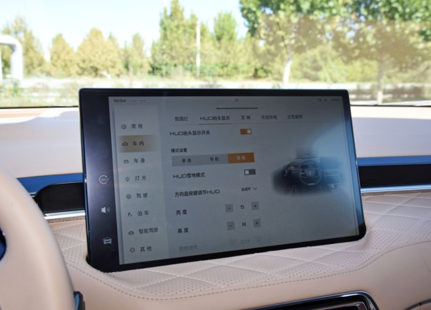 16.28万元起，拿铁DHT开启预售，超级奶爸座驾来了