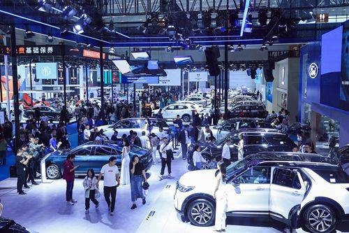 元旦钜惠 来买2024年的第一辆新车！